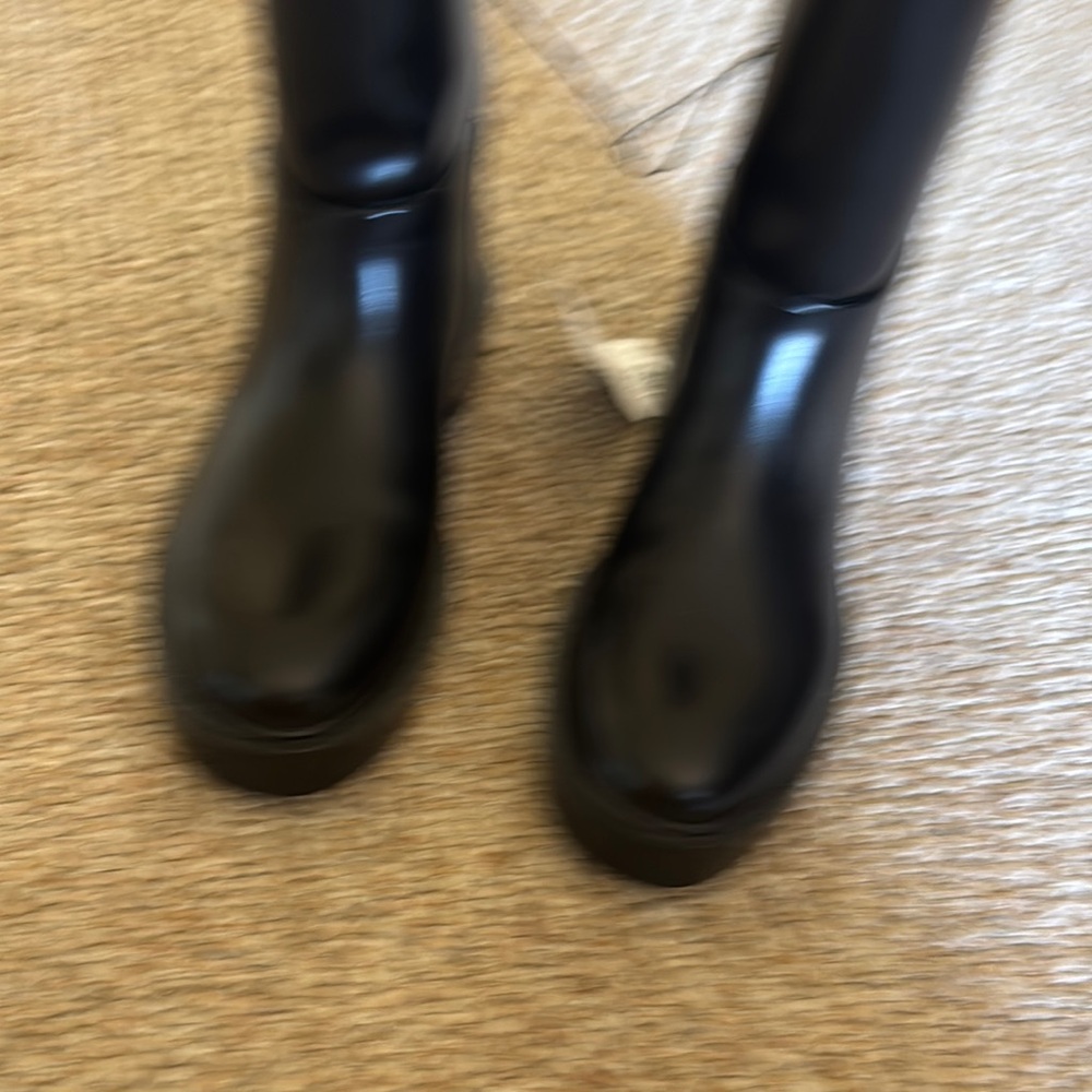H&M Black boots (new)